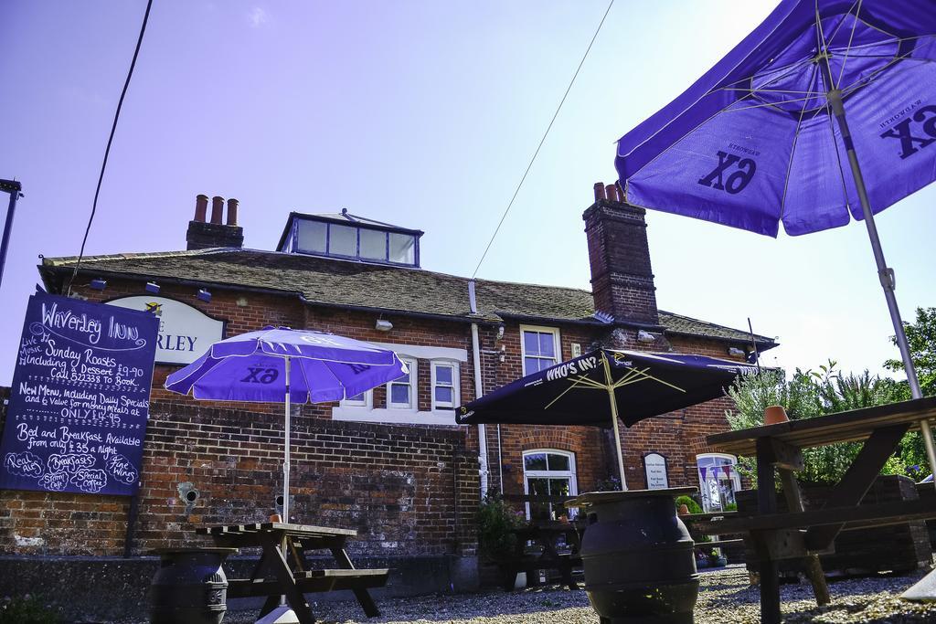 Waverley Inn นิวพอร์ต ภายนอก รูปภาพ